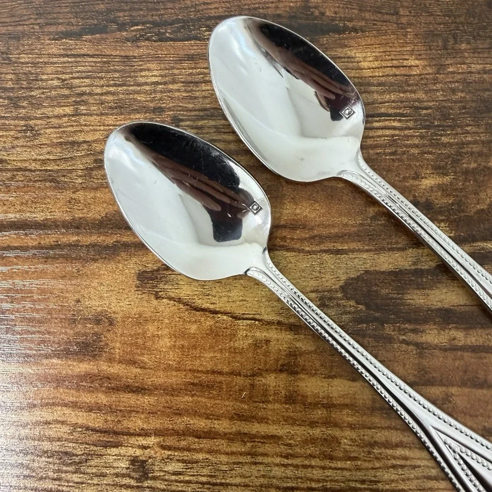 Cuisinart Elite FAMPOUX Teaspoons 2pcs Stainless Flatware Beaded Outline